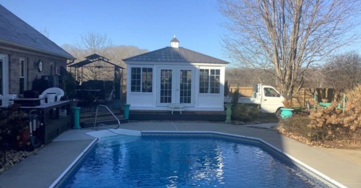Reasons You Should Put a Gazebo Near Your Swimming Pool