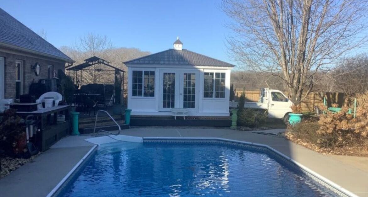 Reasons You Should Put a Gazebo Near Your Swimming Pool